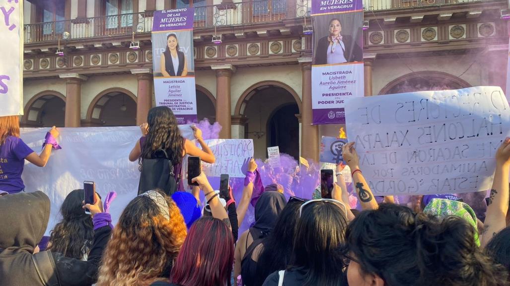 Marcharon más de 5 mil mujeres en Xalapa en la conmemoración del 8M