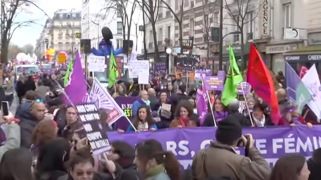 París: manifestación feminista contra la desigualdad el 8 de marzo 2024