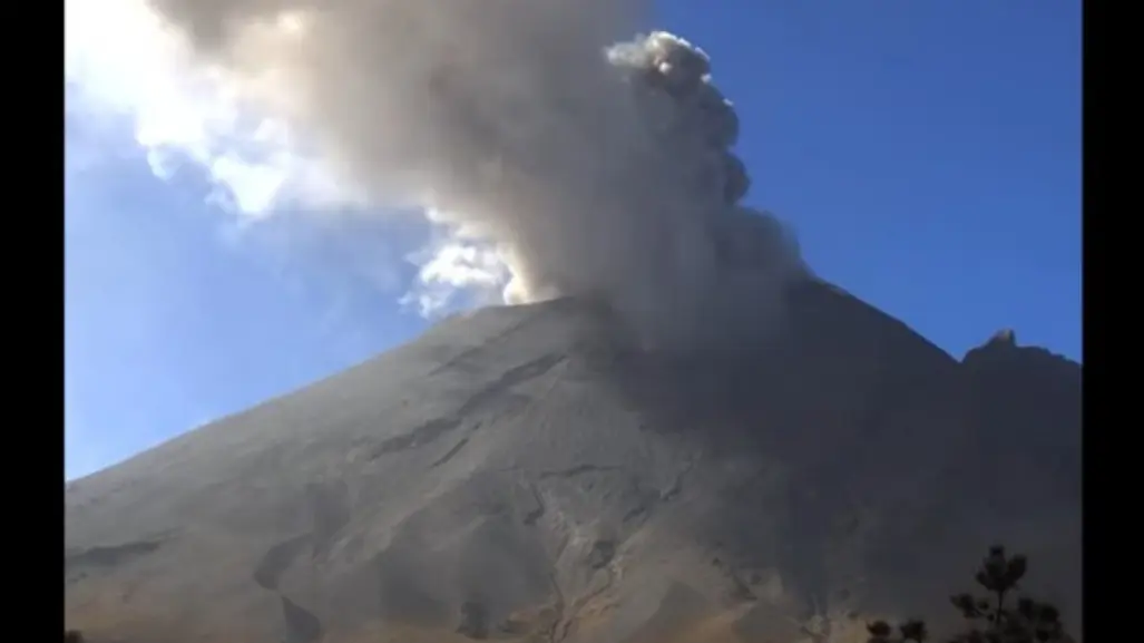 CDMX: ceniza del volcán Popocatépetl afecta 7 municipios de Puebla