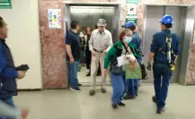 Rescatan a 6 personas atrapadas en elevador de clínica 25 del IMSS