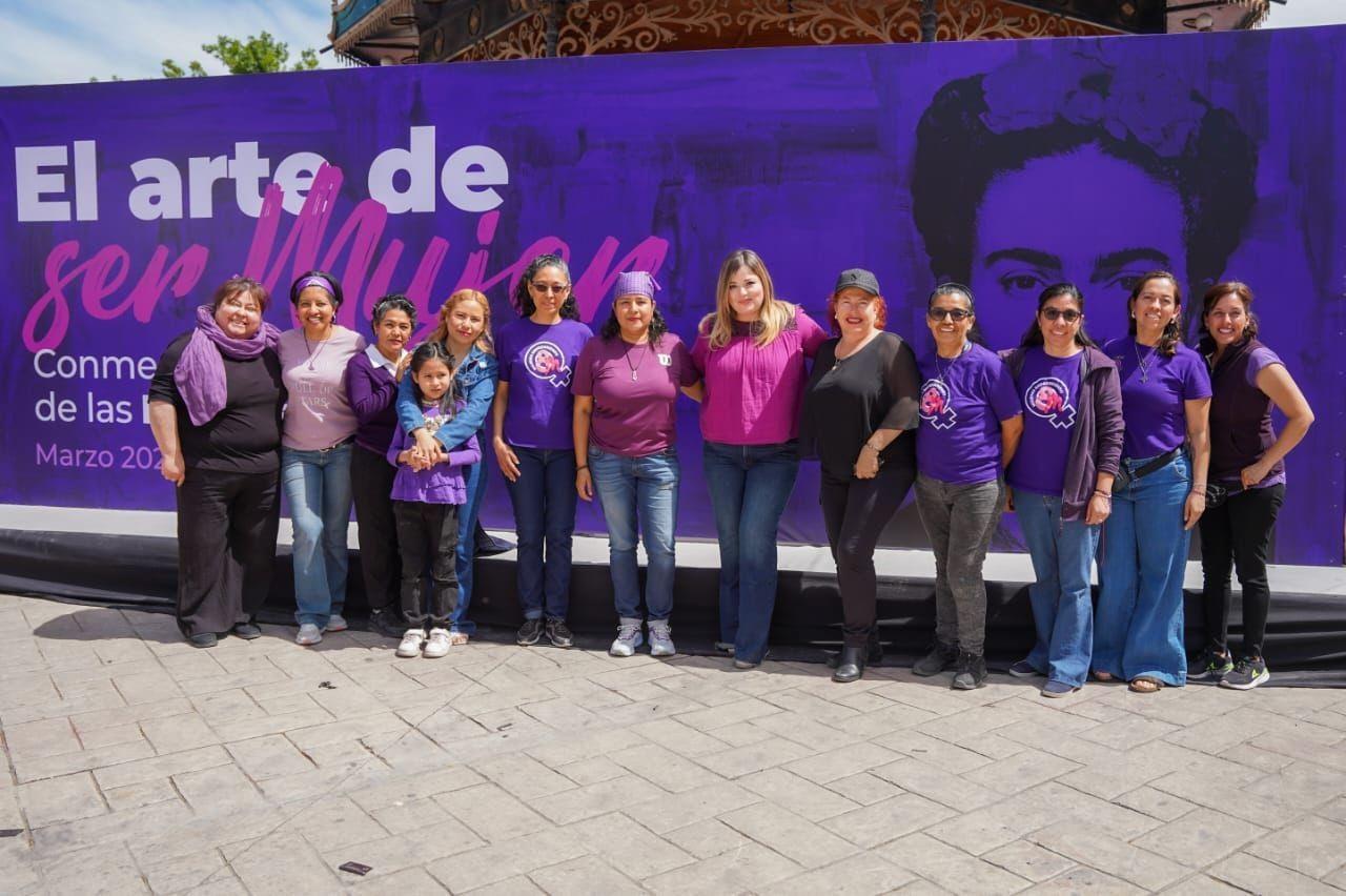 Las vendedoras forman parte del “8M Mujeres Emprendiendo. (Fotografía: Cortesía)