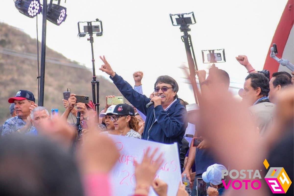 Llena Oscar Leggs plaza en Cabo San Lucas por imposición de Christian Agúndez