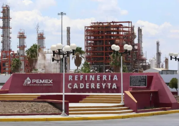 Xóchitl Gálvez, AMLO y Jorge Álvarez Máynez discuten por refinería de Cadereyta