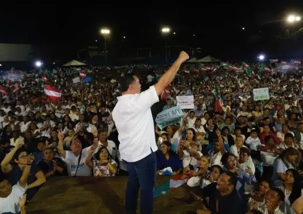 Renán Barrera Concha se compromete a trabajar unidos con el sector magisterial