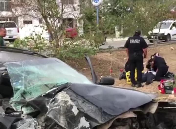 Una mujer de unos 55 años de edad resultó con varias lesiones por el fuerte accidente que tuvo la mañana de este martes.- Foto de redes sociales