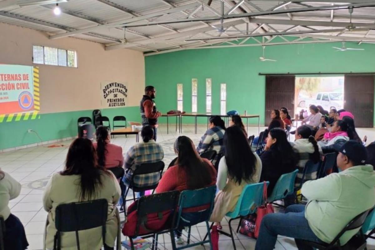 Imparten brigadas internas de protección civil en Mulegé y La Paz. Foto: Gobierno de BCS