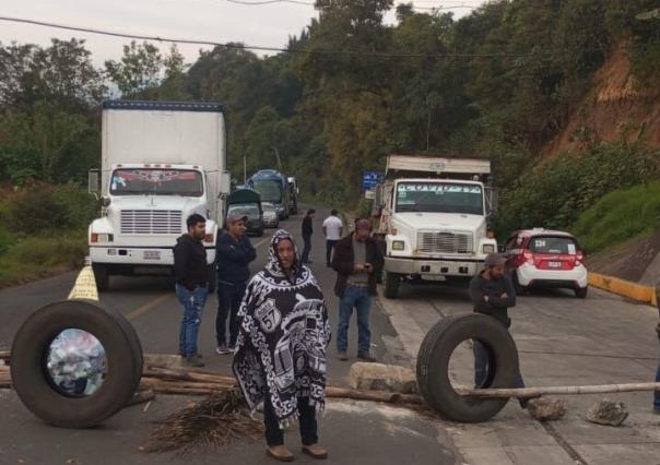 Candidato del PAN acusa omisión en rehabilitación de carretera de Veracruz