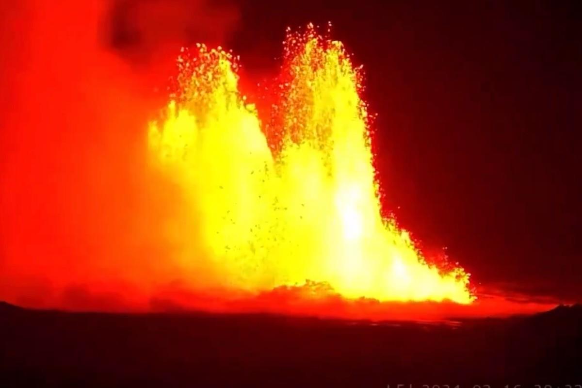 El volcán continúa incrementando su actividad Foto: X(Twitter) @EcoMaelis