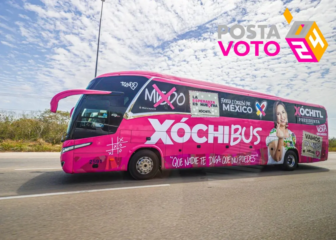 Presenta Xóchitl Gálvez el Xochibús para usarlo durante campaña