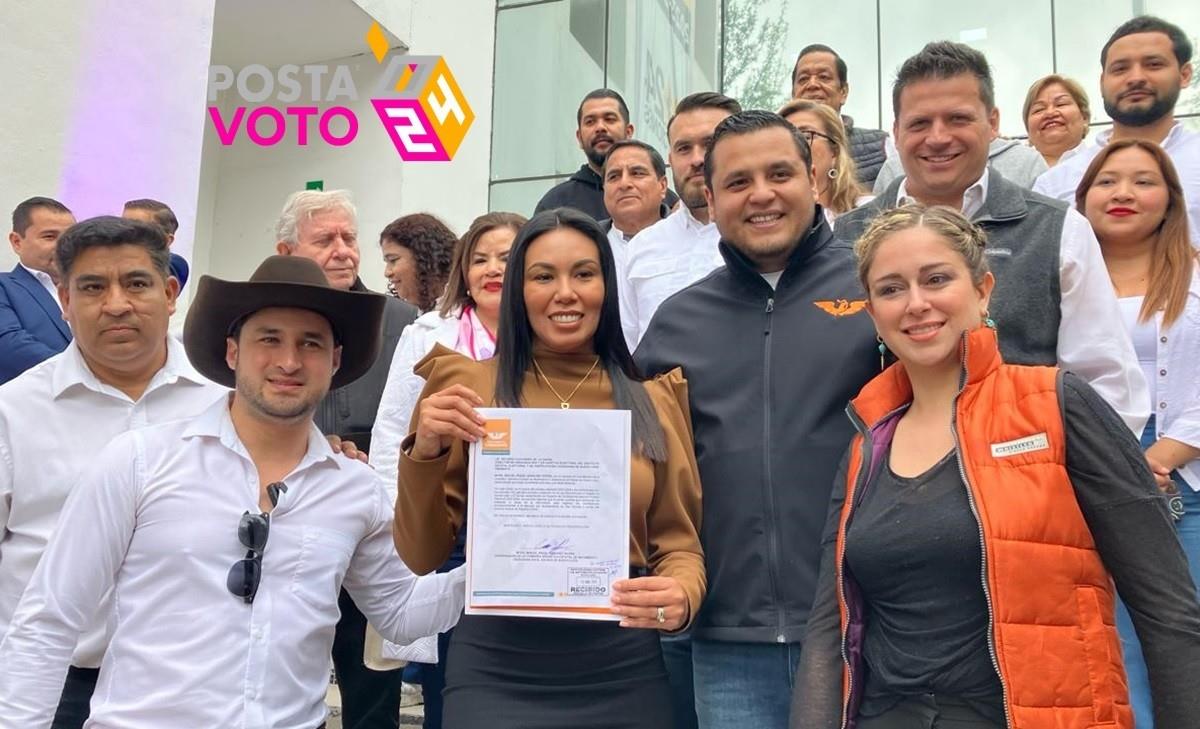 Alejandra Morales Mariscal se registró como candidata de Movimiento Ciudadano a la alcaldía de San Nicolás. Foto: Armando Galicia