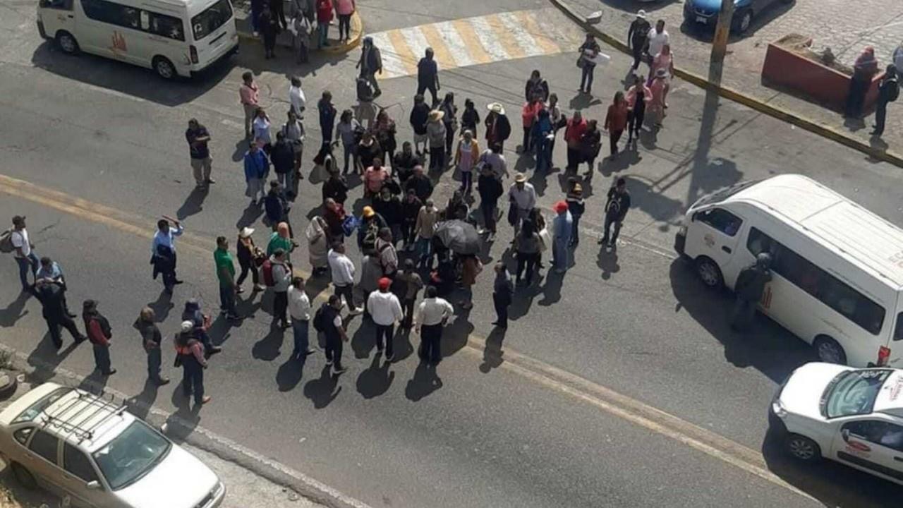Los ejidatarios advirtieron que de no atender sus demandas volverán a bloquear. Foto: FB Caballero Camino