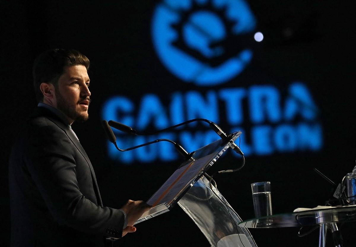 Participa Samuel García en Asamblea de la CAINTRA por su 80 aniversario