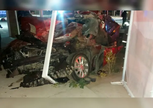 Chocan guardias nacionales en la fachada de su cuartel; mueren dos