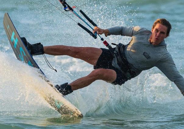 Kitesurfing en Yucatán: ¿Qué es y dónde practicarlo?