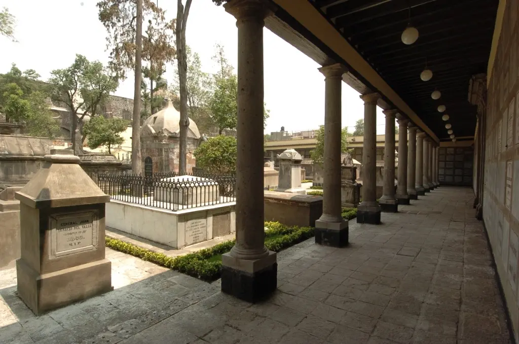 Aquí están sepultados los restos de Benito Juárez y pocos los saben