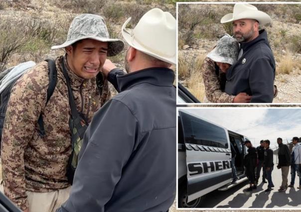 Migrante mexicano llora al ser rescatado en Texas, huía de Puebla por amenazas