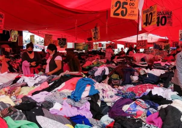 Arma los mejores outfits con ropa de paca en estos tianguis de la CDMX