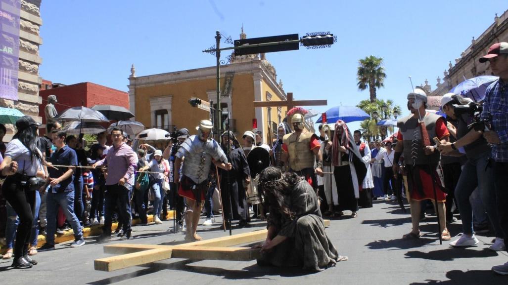 ¿A qué hora y dónde será el Viacrucis más grande de Durango?