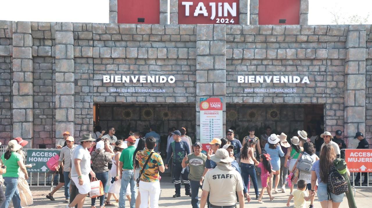 Los visitantes de 22 estados que llegaron a Cumbre Tajín disfrutaron de una atmósfera única en un ambiente arqueológico. Fotos: Sectur Veracruz