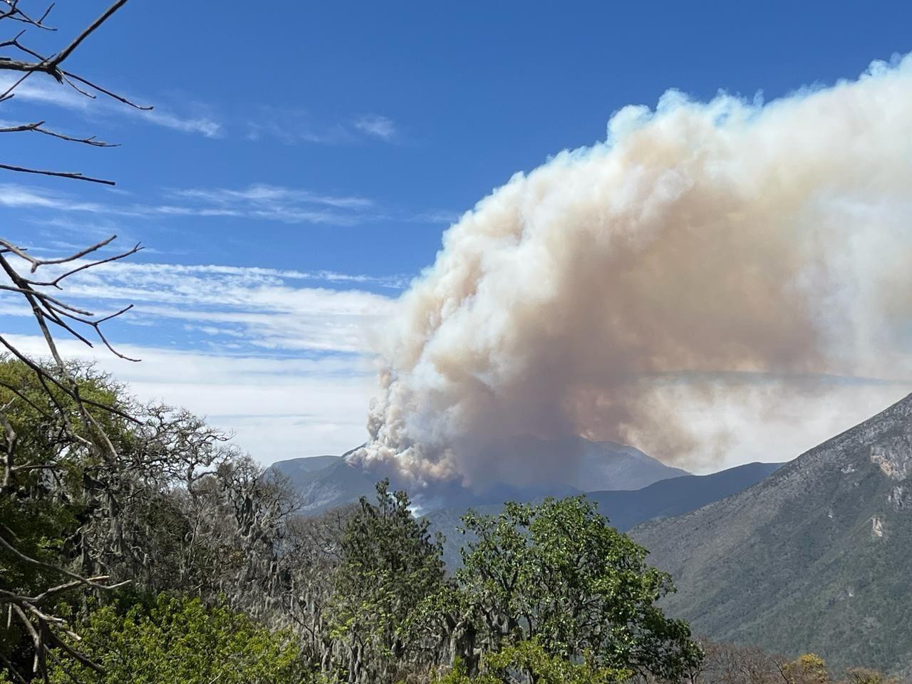 Se incendia la sierra de Zaragoza, Nuevo León. Foto: Protección Civil NL