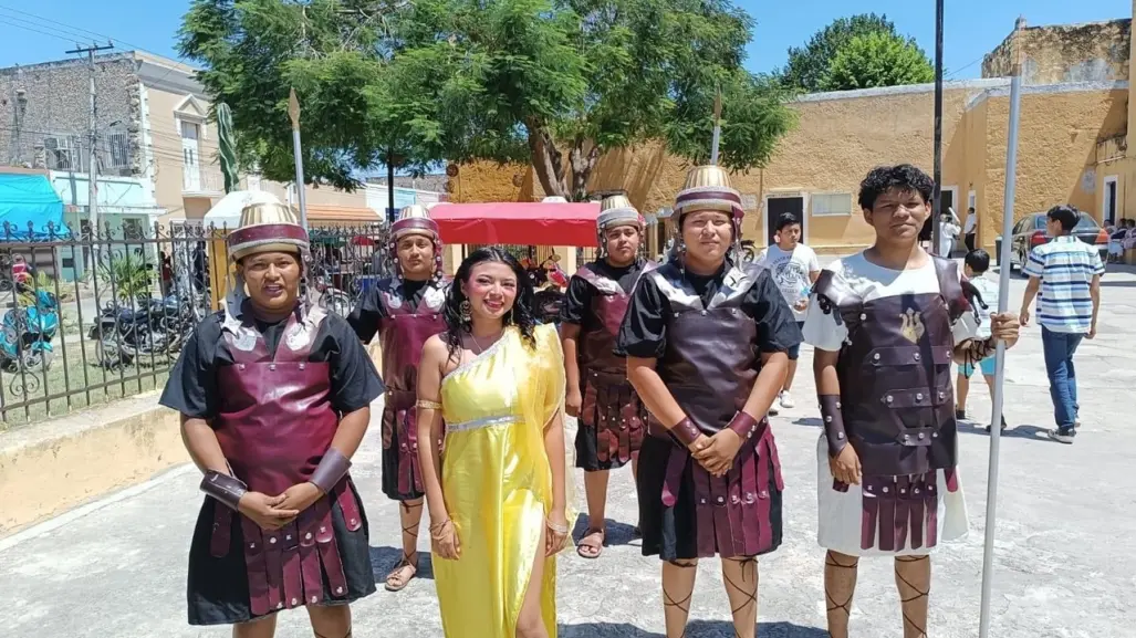 Últimos ensayos del viacrucis viviente de Acanceh