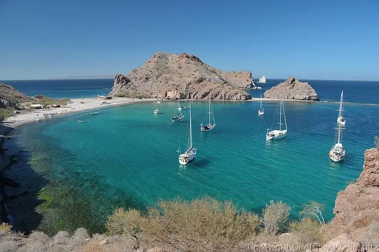 Descubre Puerto Agua Verde en Loreto: el oasis perfecto para tus vacaciones