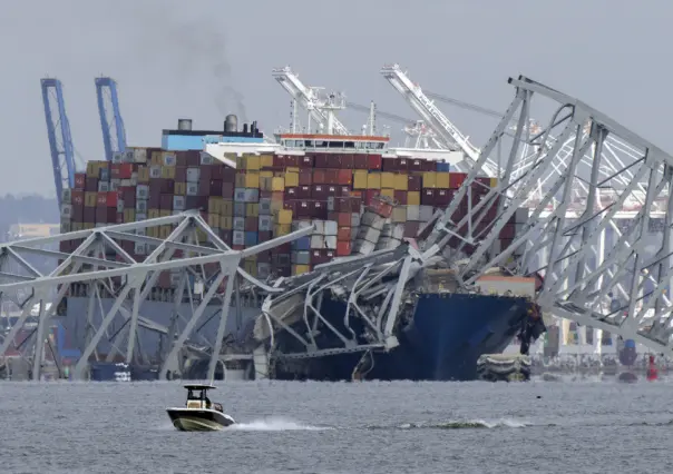 Buscan a mexicanos tras accidente de barco y puente en Baltimore