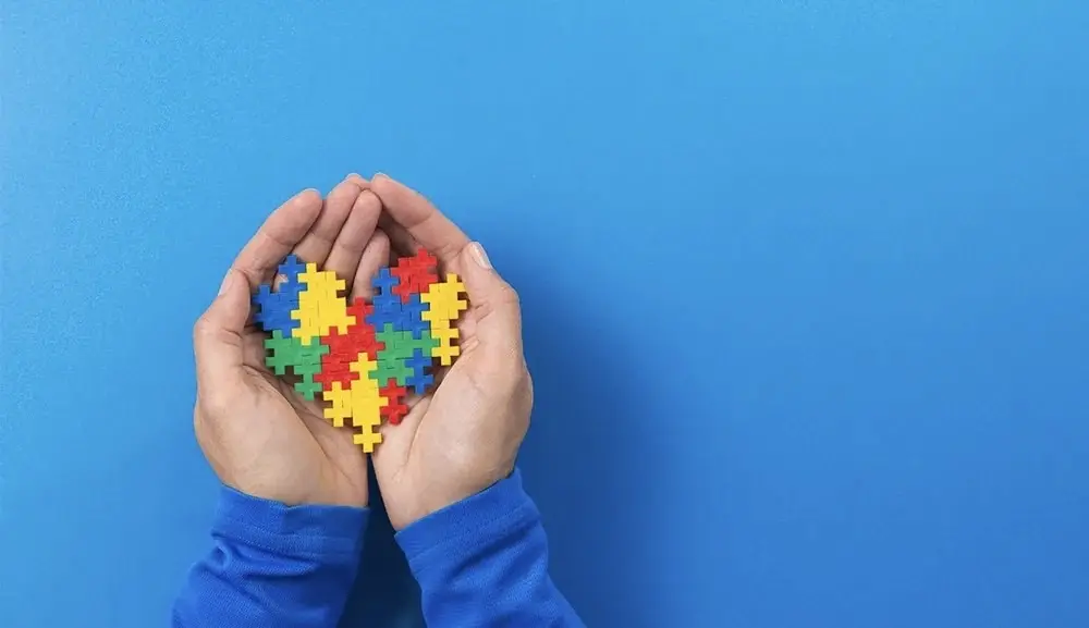 Asiste a la conmemoración del Día Mundial del Autismo en Los Cabos. I Foto: Universidad Anáhuac.