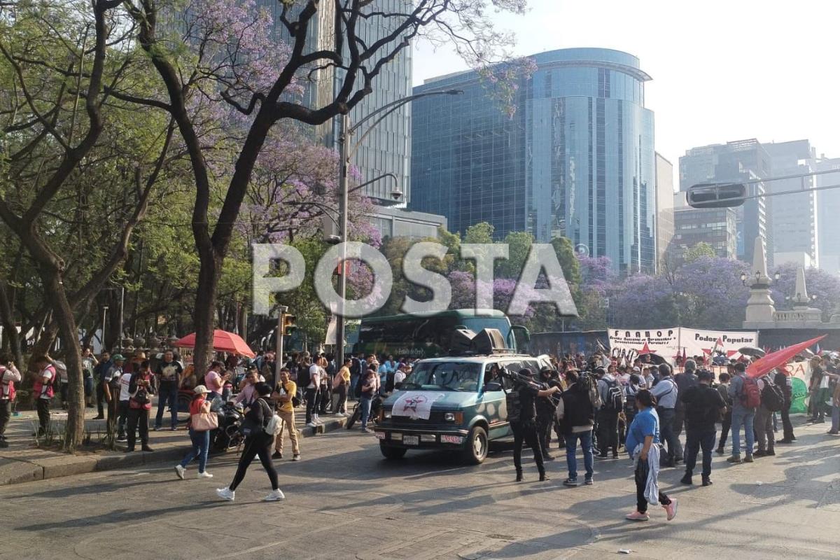 Marcha de Ayotzinapa por la 114 acción global, se realiza en Paseo de la Reforma.       Foto: Ramón Ramírez