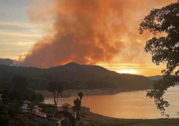 Combate exitoso de incendios en Atizapán y Valle de Bravo