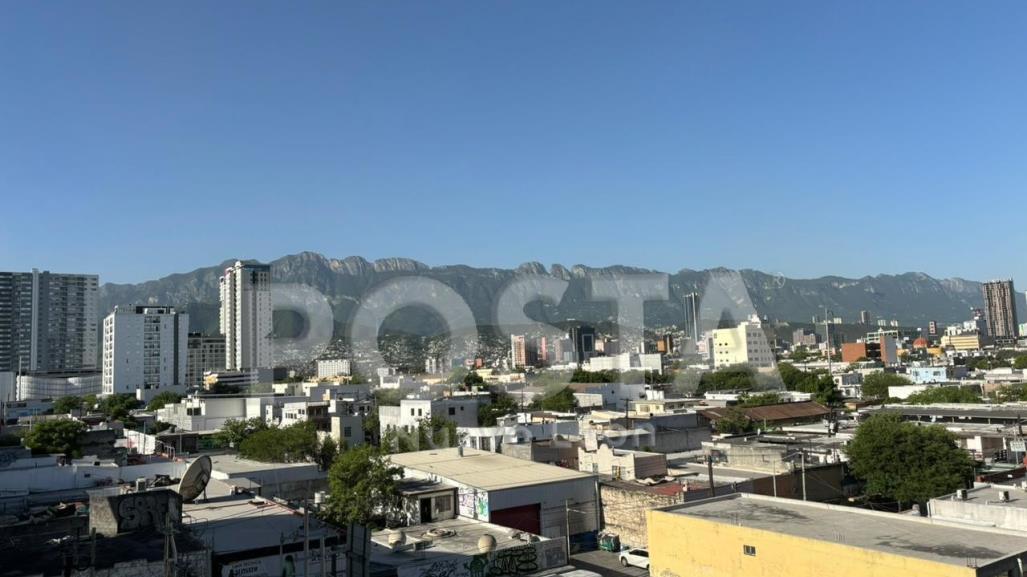 Amanece Monterrey con mala calidad del aire