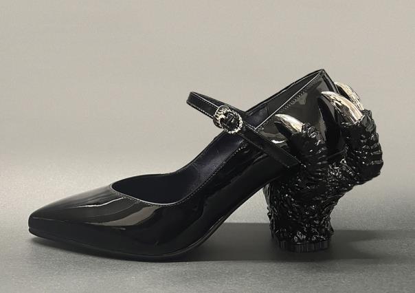 Zapatos de Godzilla, viralizan calzado tras premios Oscar