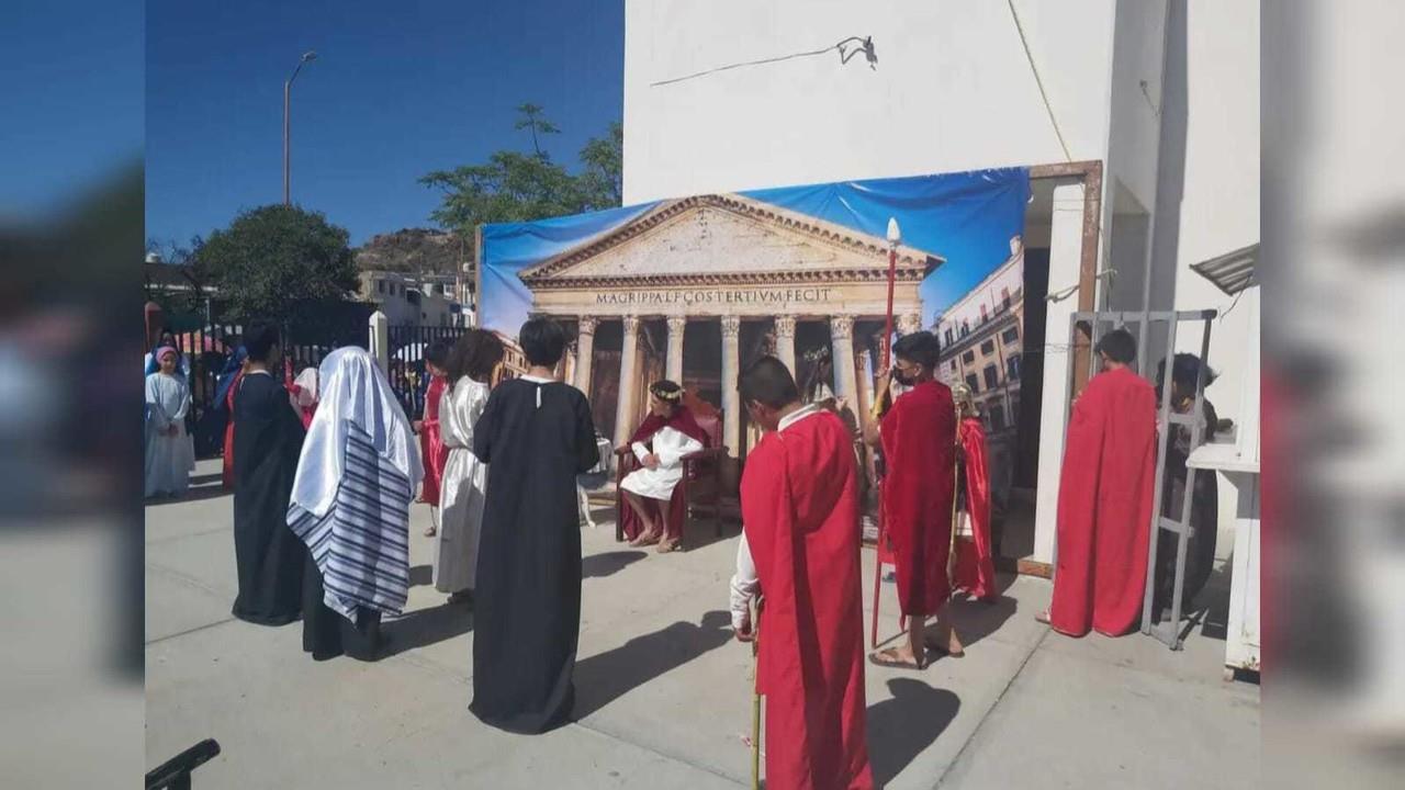 Continúan las iglesias preparando su viacrucis viviente