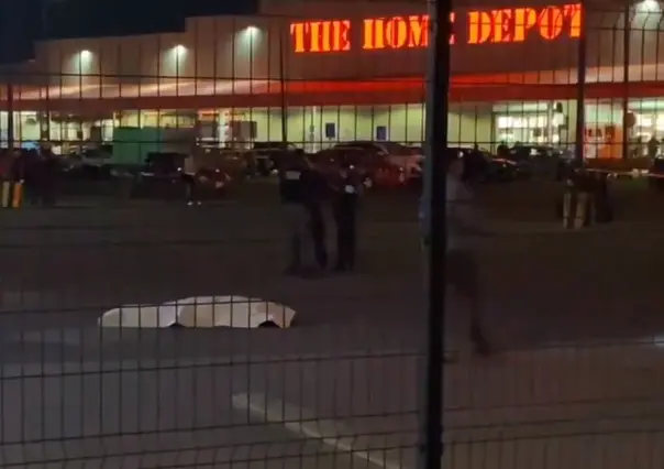 Tiroteo deja un muerto y cuatro heridos en Periplaza de Puebla (VIDEO)