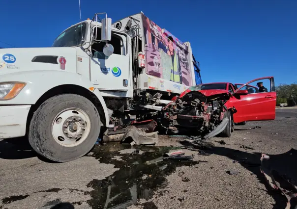 Fuerte accidente interrumpe viaje a Mazatlán de una familia zacatecana
