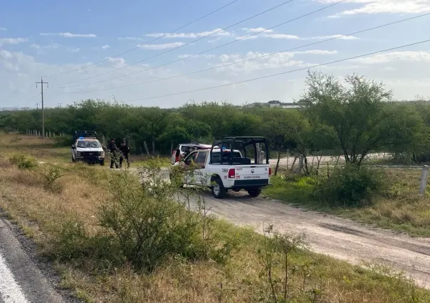 Mujer resulta lesionada en volcadura en carretera federal 180