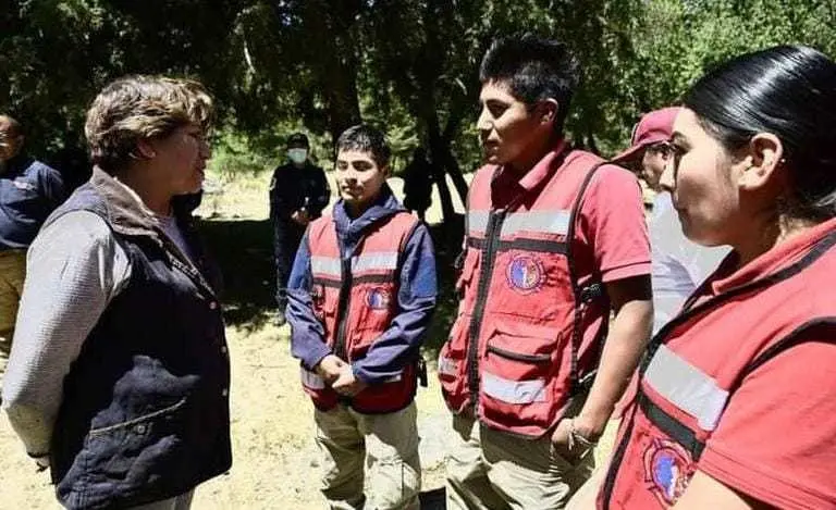 Delfina Gómez supervisa acciones de atención al combate de incendios forestales en Jilotzingo. Foto: @Delfina Gómez