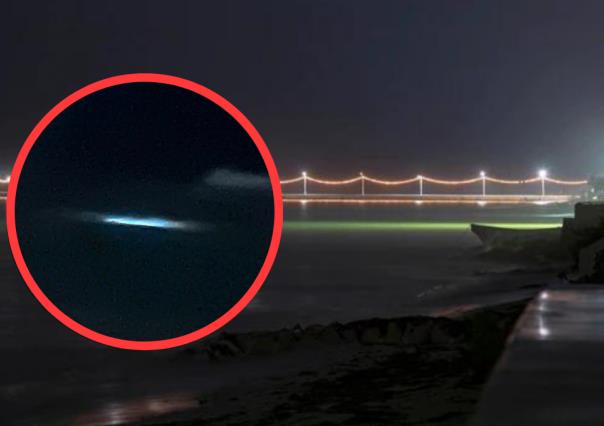 Captan extraña luz en el mar de Chicxulub Puerto en Yucatán