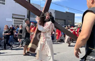 60 años de Viacrucis en la Goretti hacen historia en Monterrey