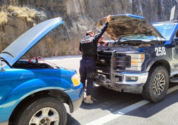 Policías de Durango muestran su lado más amable durante vacaciones