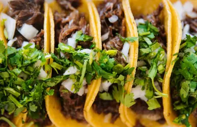 ¿Cuáles son los tacos que se comen en Yucatán?