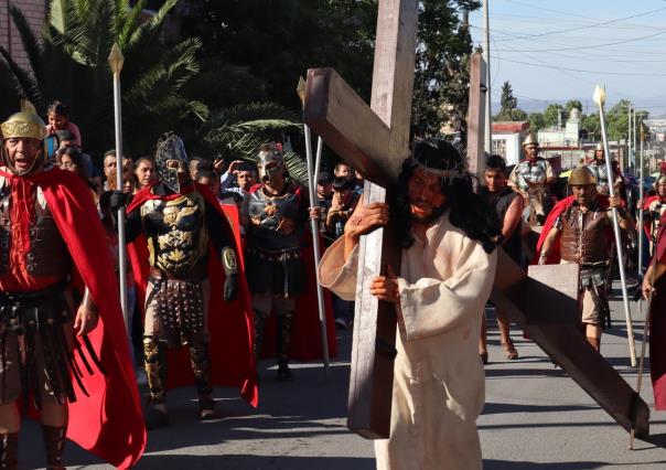 Éxito en el Viacrucis 48 del Ojo de Agua: más de 10 mil satillenses presentes