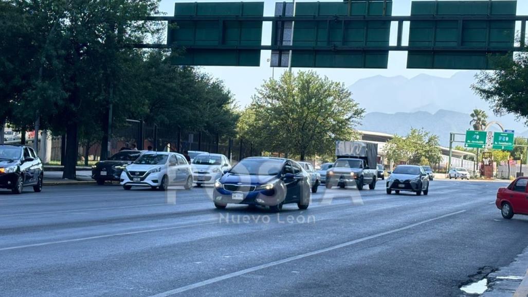 Tráfico fluido por Avenida Fundidora en el día 2 de Tecate Pal’ Norte