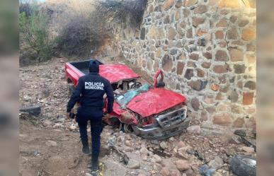 Muere adolescente de 16 años al volcar en Indé; hay 4 lesionados