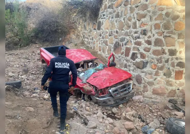 Muere adolescente de 16 años al volcar en Indé; hay 4 lesionados