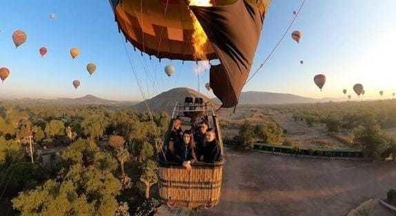 Globos aerostáticos en Teotihuacán retoman el vuelo a un año de la tragedia