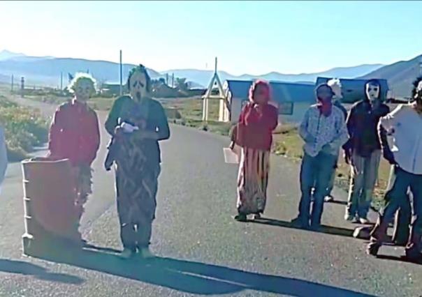 Enmascarados en carretera a Galeana asustan a familias regias (VIDEO)