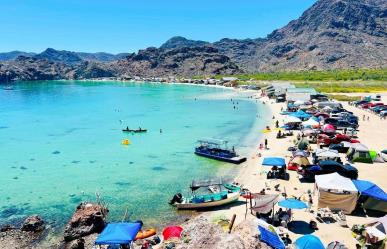 Playa El Burro en Mulegé es ideal para acampar