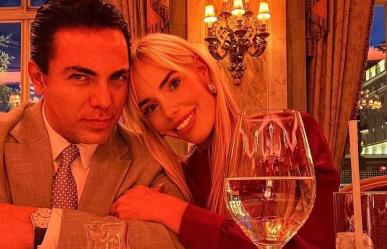 Cristian Castro con nueva novia y cinco hijos