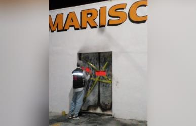 Tras incendio, clausuran restaurante de mariscos en Torreón